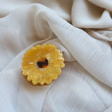 Small Flower Clip- Honey Small Petal